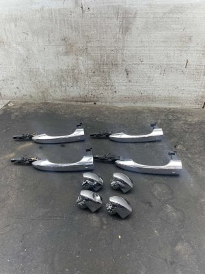 2013-2024 Maserati Quattroporte Chrome Chrome Exterior Door Handle Set - Front, Right (Passenger) (Used OEM)