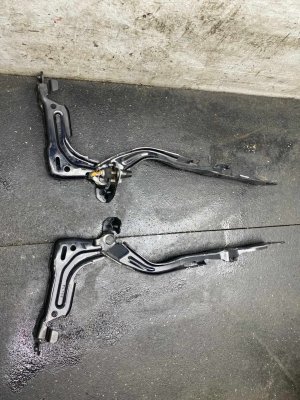 2021-2025 Ford F-150 Hood Hinge Set - Front, Right (Passenger) (Used OEM)