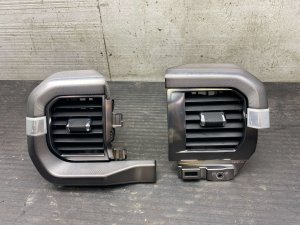 2022-2024 Ford Expedition Parts Bag - Front (Used OEM)