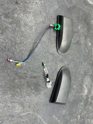 2022-2023 Ford F-150 Lightning Antenna (Used OEM)