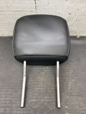 2024-2025 Buick Envision Ebony (Black) Seat Headrest - Front, Right (Passenger) (Used OEM)