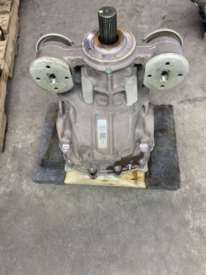 2020-2025 Lincoln Aviator 3.58 Ratio Differential Carrier Assembly - Rear (Used OEM)