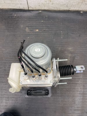 2020-2025 Lincoln Aviator ABS Control Module and Power Brake Booster Assembly (Used OEM)