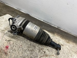 2013-2018 Porsche Cayenne Air Suspension Shock Strut - Rear, Left (Driver) (Used OEM)