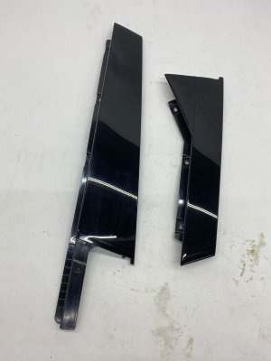2018-2026 BMW X3 Door Upper Forward and Rearward Applique Molding Trim Cover Panel - Rear (Used OEM)