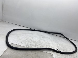 2014-2018 Bentley Flying Spur Door Weatherstrip Seal - Front (Used OEM)