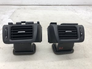 2017-2025 Honda Ridgeline Dashboard Air Vent Grille Set - Front (Used OEM)