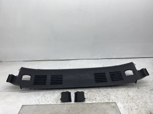 2014-2019 Bentley Flying Spur Trunk Gate Lock Cover Scuff Panel Trim - Rear (Used OEM)