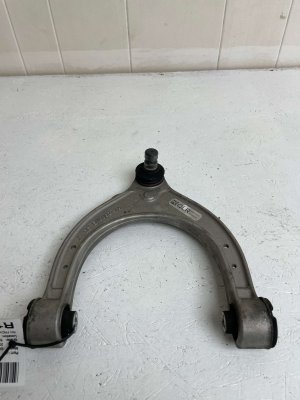 2024-2026 BMW 530i Suspension Control Arm - Front, Right (Passenger) (Used OEM)