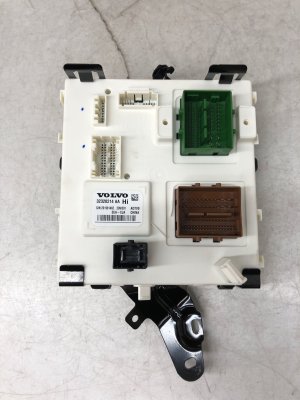  Volvo XC90 Climate Control Module (Used OEM)