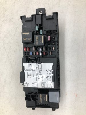2014-2017 Land Rover Range Rover Sport Passenger Fuse Box Relay Block (Used OEM)