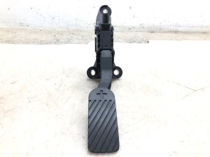 2022-2024 Kia EV6 Accelerator Pedal Assembly with Travel Sensor (Used OEM)