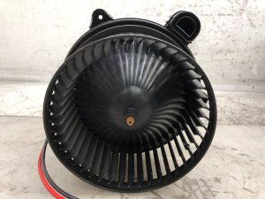 2020-2024 Mercedes-Benz GLB250 HVAC Blower Motor (Used OEM)