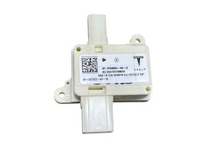  Tesla Model s Seat Passenger Occupancy Sensor - Front (Used OEM)