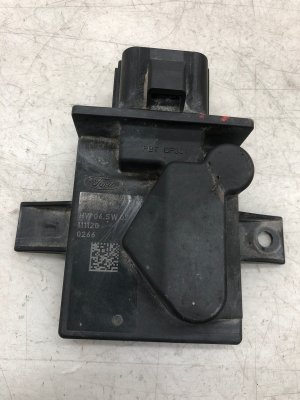 2018-2021 Ford F-150 Diesel Exhaust Fluid (DEF) Pump Control Module (Used OEM)