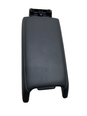 2022-2025 Mitsubishi Outlander Black Center Console Armrest Storage Lid (Used OEM)