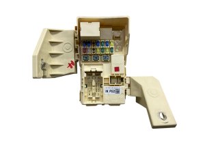 2019-2025 Genesis G70 Fuse Junction Relay Box - Rear (Used OEM)