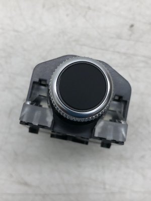 2019-2025 Audi Q3 Lower Radio Audio Control Knob Switch Dial (Used OEM)