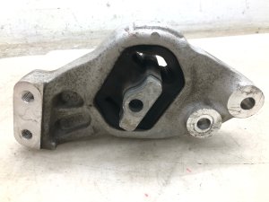 2019-2026 Ram 1500 Engine Mount Insulator (Used OEM)