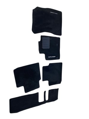 2022-2025 Mitsubishi Outlander 5-Piece Carpet Floor Mat Set with 3rd Row (Used OEM)