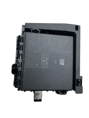 2022-2024 Chevrolet Traverse Engine Bay Fuse Box (Used OEM)