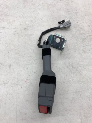 2022-2026 Lucid Air and Center Seat Belt Buckle Set - Rear (Used OEM)