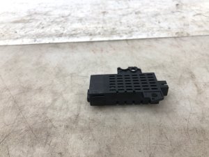 2018-2024 Lincoln Navigator USB Charger Port Control Module - Rear (Used OEM)