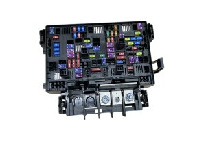 2025 Jeep Wagoneer Instrument Panel Cabin Fuse Box (Used OEM)