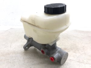 2018-2021 Lincoln Navigator Brake Master Cylinder Assembly for Manual Parking Brake (Used OEM)