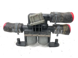 2011-2018 Porsche Cayenne Heater Control Valve with Bracket (Used OEM)