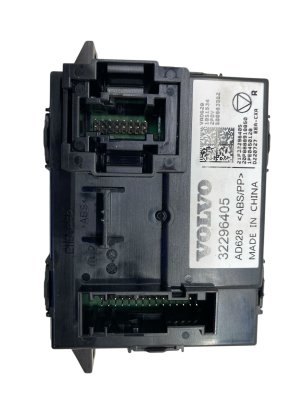 2019-2025 Volvo XC40 Center Console Control Module (Used OEM)