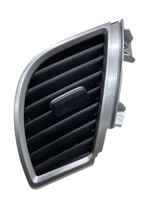 2021-2025 Kia Seltos Outer Dashboard Air Vent Grille - Front (Used OEM)