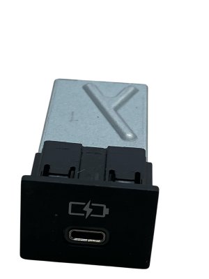 2024-2025 Toyota Grand Highlander USB Port Hub Set - Rear (Used OEM)
