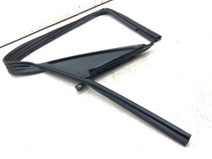 2021-2024 Kia K5 Door Window Weatherstrip Seal - Front (Used OEM)
