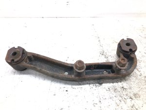 2015-2019 GMC Yukon XL Differential Axle Carrier Bracket Set - Front (Used OEM)