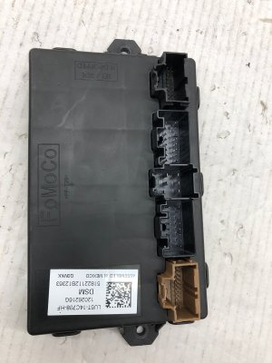 2022 Lincoln Navigator 30-Way Power Memory Seat Control Module - Front (Used OEM)