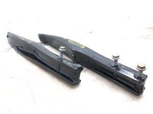 2012-2015 Mercedes-Benz ML320 Rear Longitudinal Member Tow Bar Bracket Set (Used OEM)