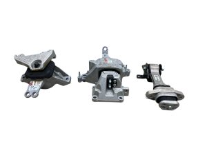2025-2026 Hyundai Santa Cruz Engine Frame Mount Set (Used OEM)