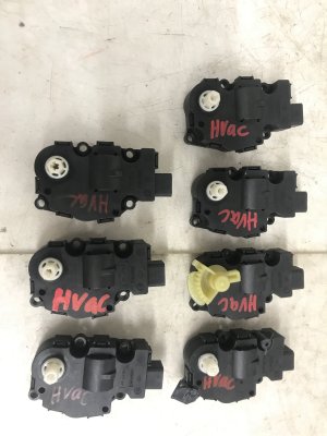 2017-2019 Porsche 911 HVAC Blower Motor Actuator Set (Used OEM)