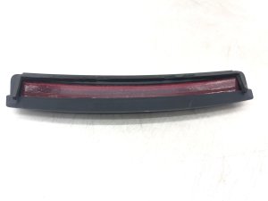  Tesla Model 3 Center High Mount Stop Light (Used OEM)