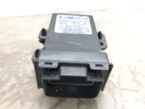 2018-2024 Lincoln Navigator Heated Steering Wheel Control Module (Used OEM)