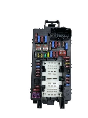 2021-2024 Chevrolet Tahoe Instrument Panel Junction Block Fuse Box (Used OEM)