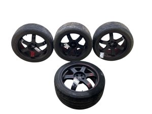 2012-2014 Nissan GT-R Red 20x9.5 and 20x10.5 Staggered 6-Spoke Forged Alloy Wheel Set - Front (Used OEM)