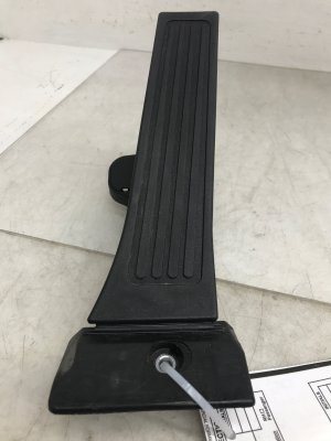 2020-2022 Kia Telluride Accelerator Pedal Assembly (Used OEM)