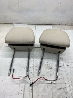 2020-2024 BMW X6 Ivory (White) Sport Seat Headrest - Front, Left (Driver) (Used OEM)