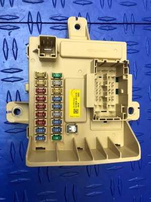2017-2020 Genesis G80 Trunk Fuse Box Junction Block - Rear (Used OEM)