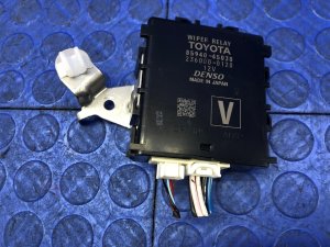2021-2025 Toyota Sienna Windshield Wiper Relay Control Module (Used OEM)
