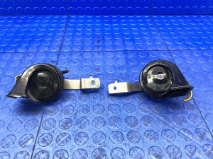 OEM High and Low Tone Horn Set for 2017-2023 Mercedes-Benz & MERCEDES-BENZ - Front