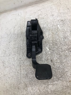 2018-2021 Lincoln Navigator Power Adjustable Accelerator Pedal Assembly (Used OEM)