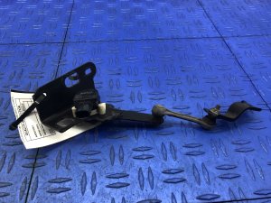 2018-2025 Lexus LS500 Suspension Height Level Sensor - Rear (Used OEM)